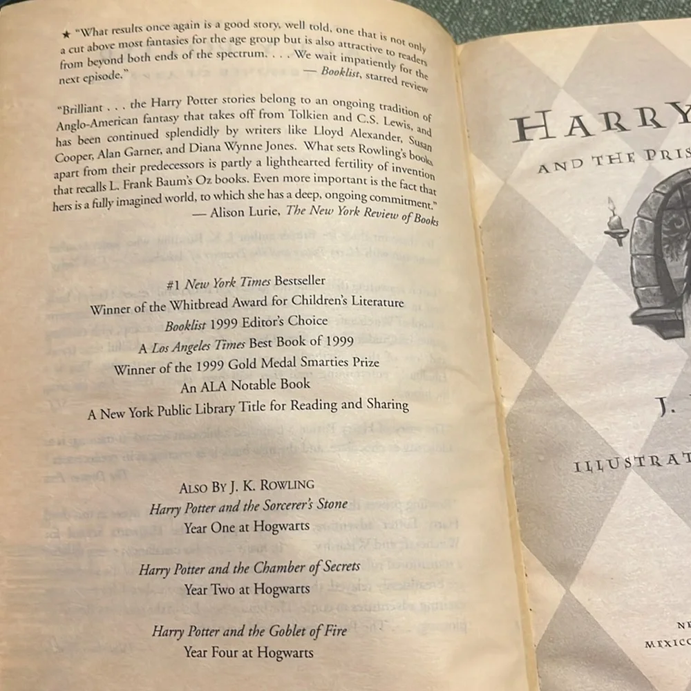 Harry Potter and the Prisoner of Azkaban Paperback Book #3 by J. K. Rowling EUC